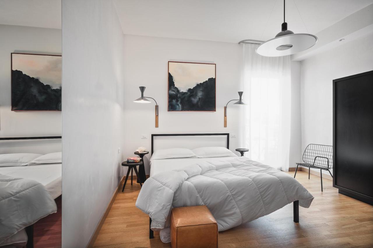 Aqva Boutique Hotel (Adults Only) 西尔米奥奈 外观 照片