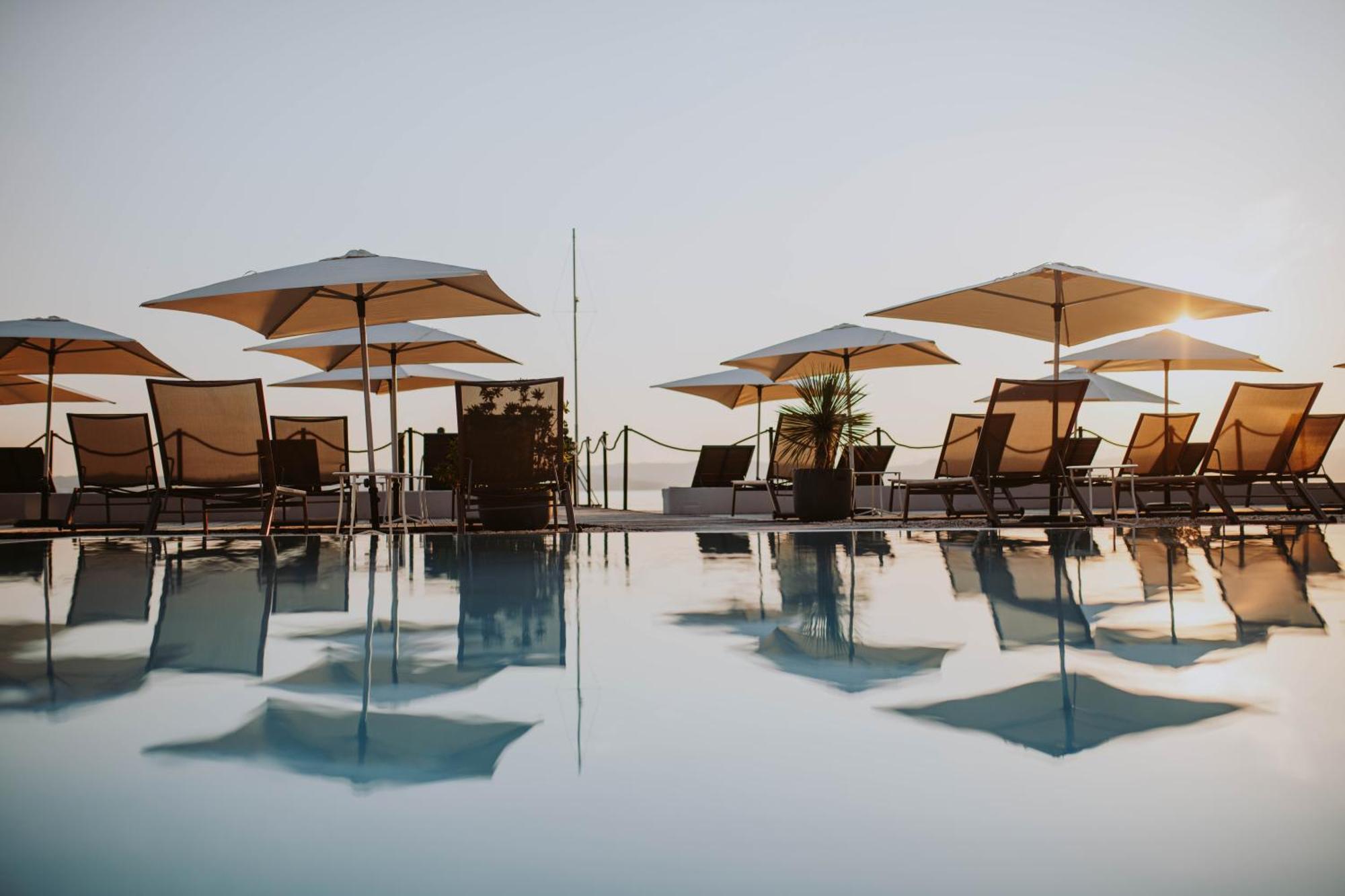 Aqva Boutique Hotel (Adults Only) 西尔米奥奈 外观 照片