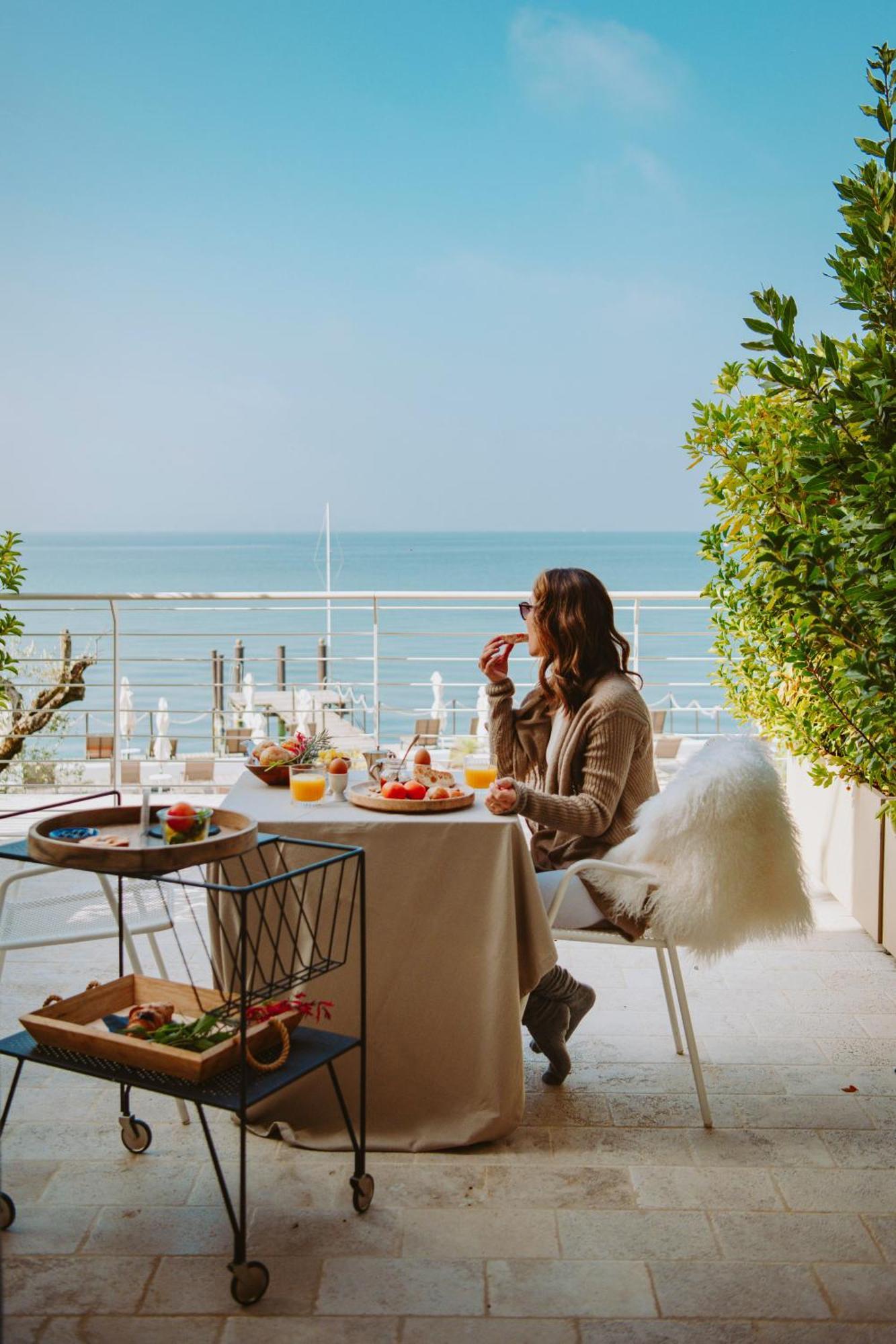 Aqva Boutique Hotel (Adults Only) 西尔米奥奈 外观 照片
